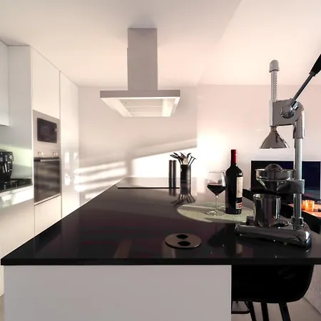 Aborado Thrust Marbella