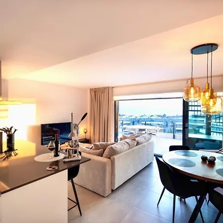 Aborado Thrust Marbella * 埃斯特波纳